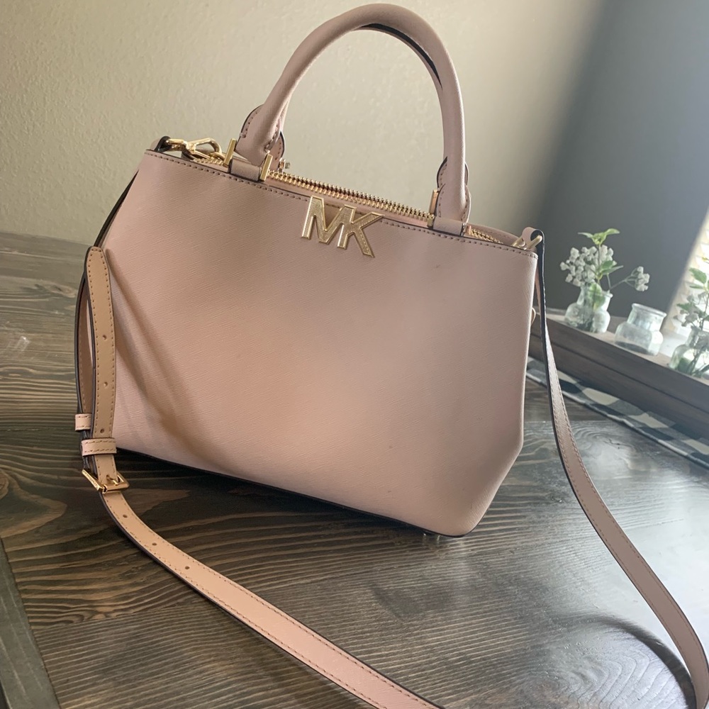 Michael Kors leather purse
